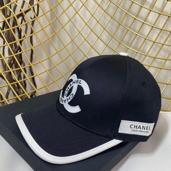 ?✨AUTHENTIC✨?CHANEL hat main image 8